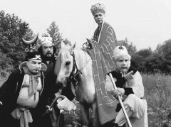 新冠肺炎疫情重創(chuàng)的餐飲行業(yè)路在何方？